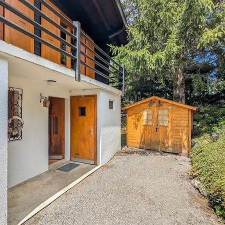 Prive Avec Vue Panoramique, Terrasse Et Jardin *