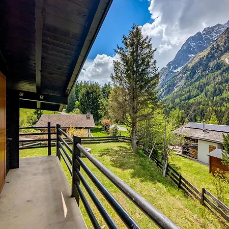 Prive Avec Vue Panoramique, Terrasse Et Jardin Apartment La Fouly
