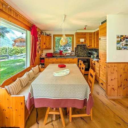 Prive Avec Vue Panoramique, Terrasse Et Jardin Apartment La Fouly