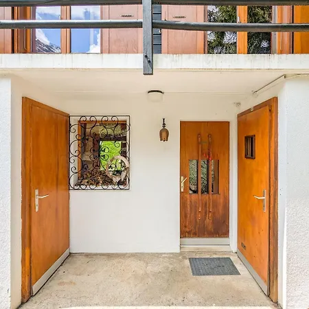 Apartman Prive Avec Vue Panoramique, Terrasse Et Jardin La Fouly