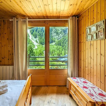 Apartman Prive Avec Vue Panoramique, Terrasse Et Jardin *